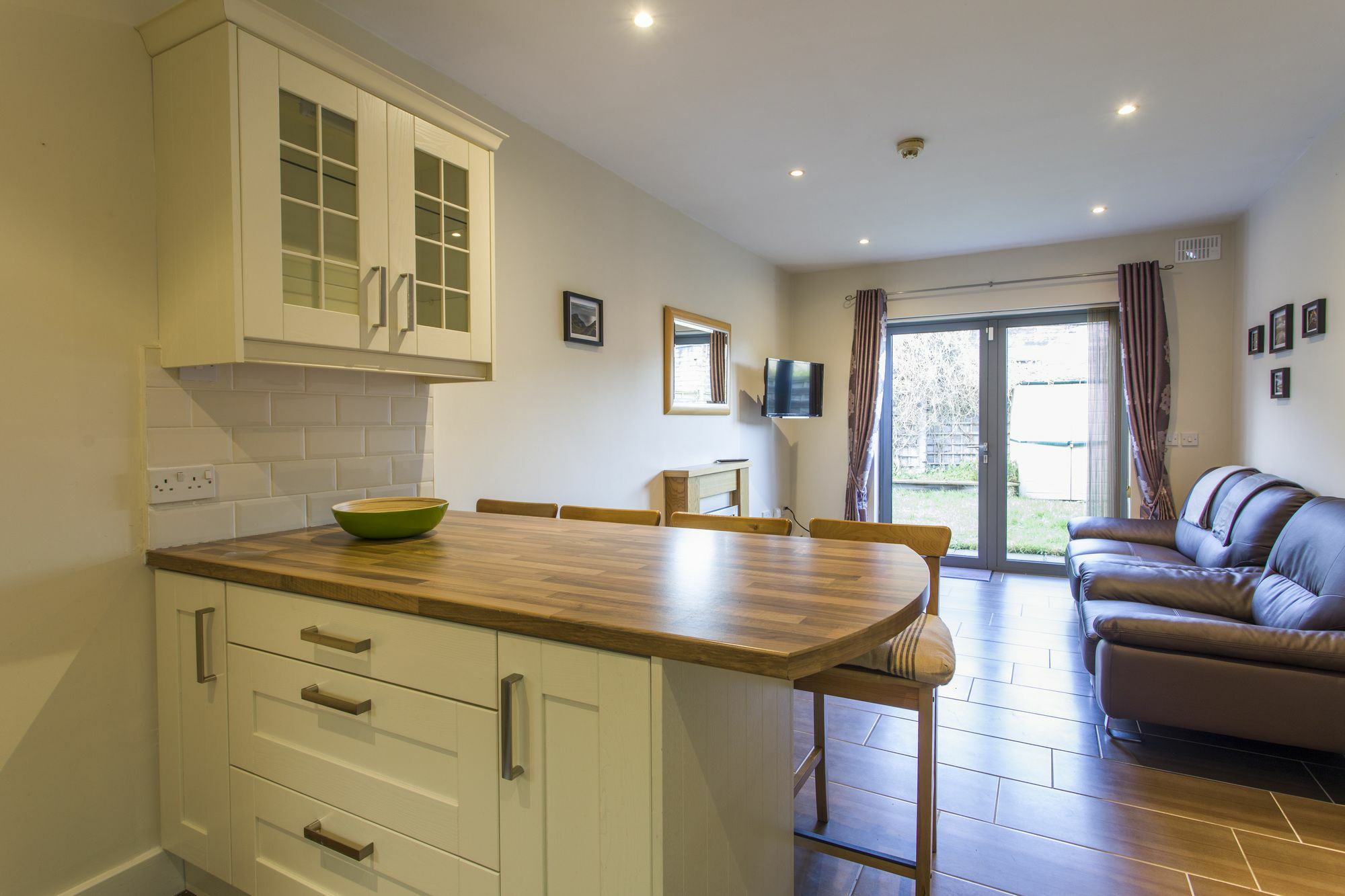 The Artane Self Catering Apartment Dublin Exterior photo